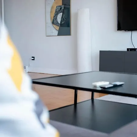 Διαμέρισμα 5-bedroom With Sea View