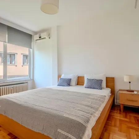 5-bedroom With Sea View *